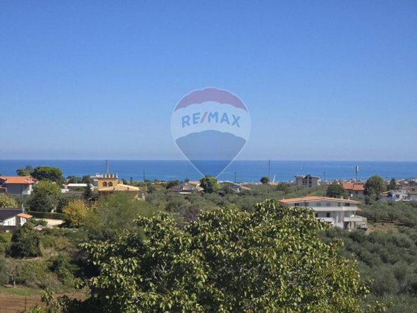 appartamento in vendita a Francavilla al Mare in zona Fontechiaro