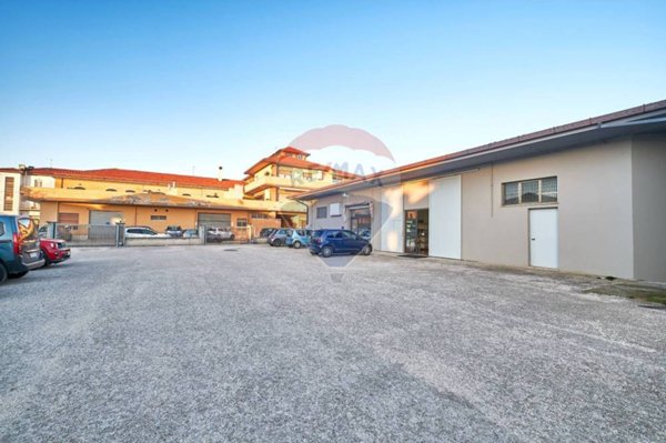 negozio in vendita a Francavilla al Mare