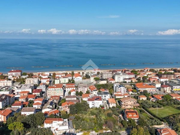 casa indipendente in vendita a Francavilla al Mare