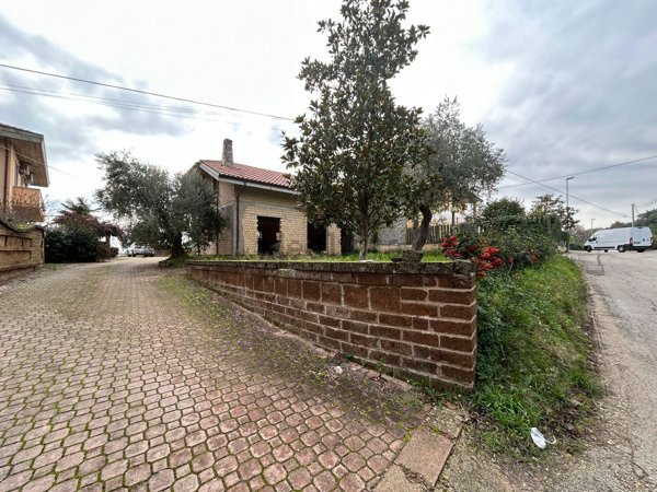 casa indipendente in vendita a Francavilla al Mare
