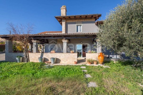 casa indipendente in vendita a Francavilla al Mare in zona Castelvecchio
