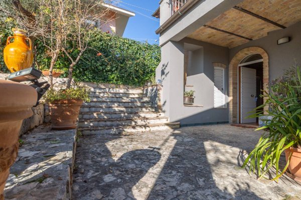 casa indipendente in vendita a Francavilla al Mare in zona Castelvecchio