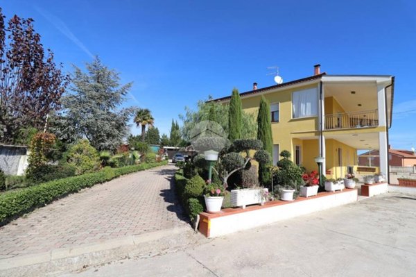 appartamento in vendita a Francavilla al Mare in zona Santa Cecilia