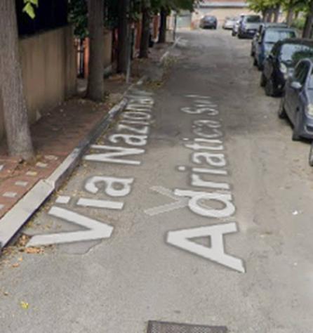 locale commerciale in vendita a Francavilla al Mare