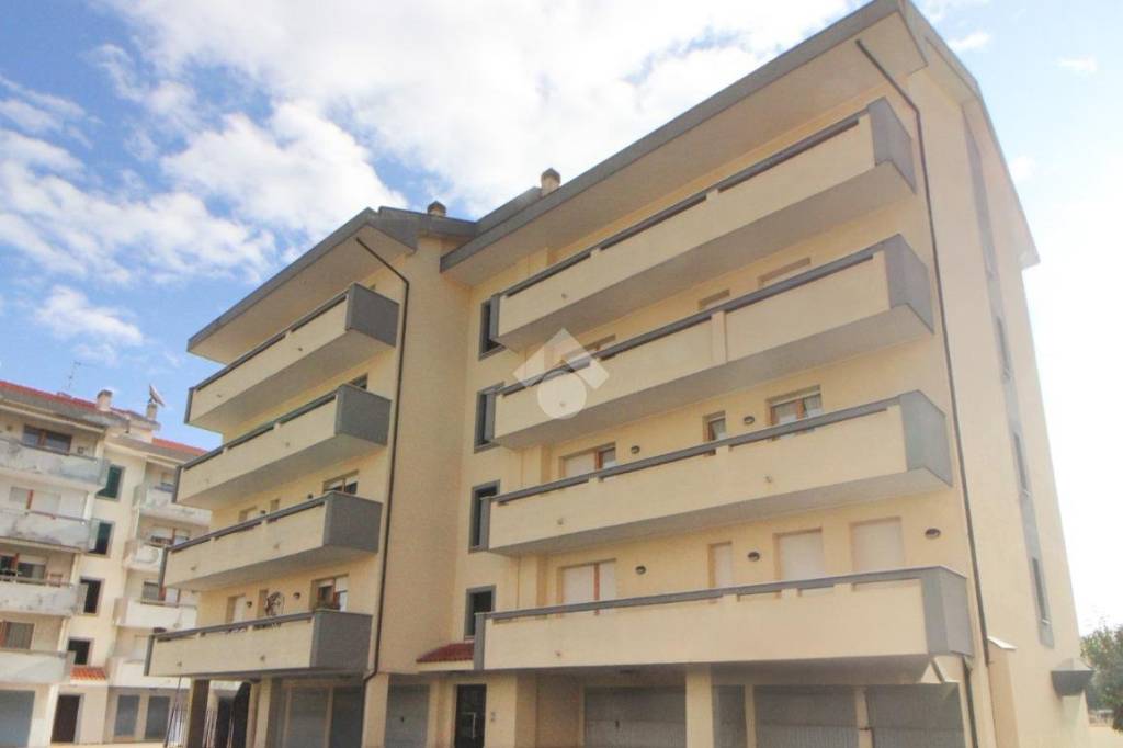 appartamento in vendita a Francavilla al Mare in zona Villanesi