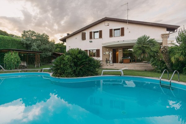 casa indipendente in vendita a Francavilla al Mare