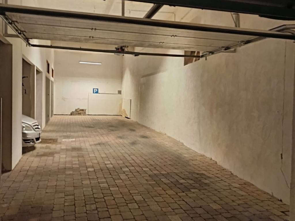 locale di sgombero in vendita a Francavilla al Mare