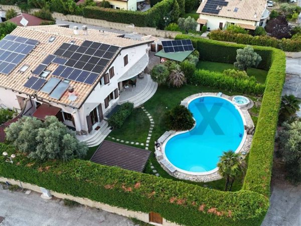 casa indipendente in vendita a Francavilla al Mare