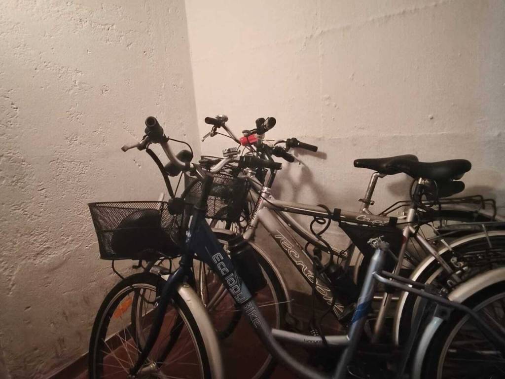 locale commerciale in vendita a Francavilla al Mare