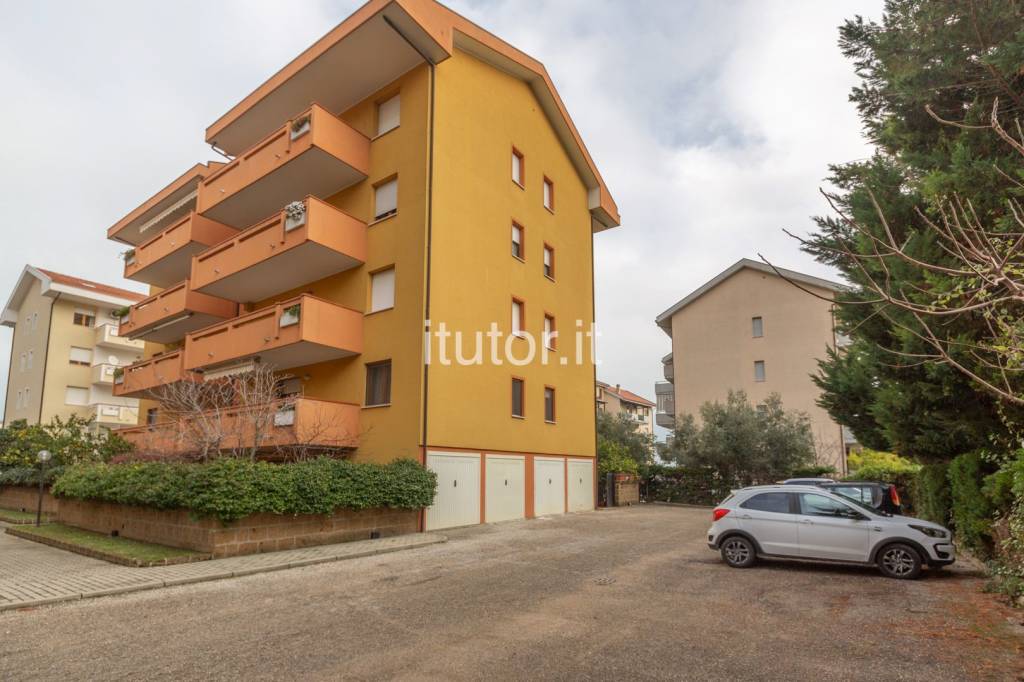 appartamento in vendita a Francavilla al Mare in zona Villanesi