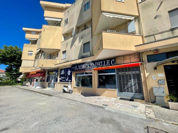 negozio in vendita a Francavilla al Mare