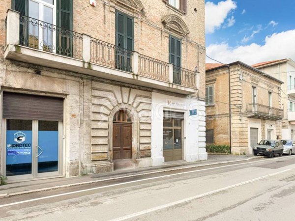 negozio in vendita a Francavilla al Mare