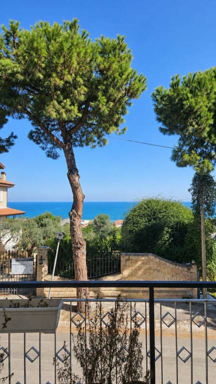 appartamento in vendita a Francavilla al Mare in zona Piane
