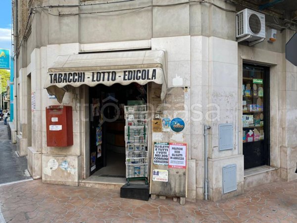 negozio in vendita a Francavilla al Mare