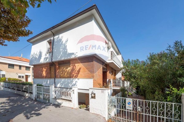 casa indipendente in vendita a Francavilla al Mare