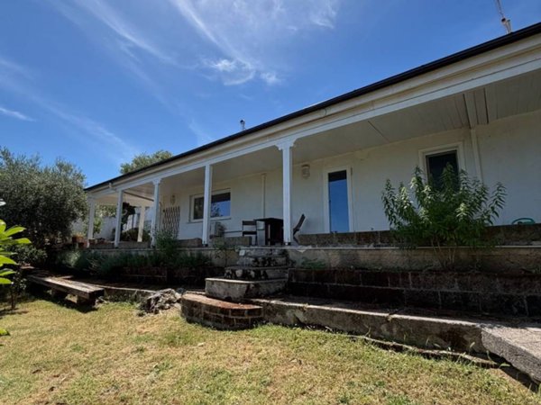 casa indipendente in vendita a Francavilla al Mare in zona Valle Anzuca