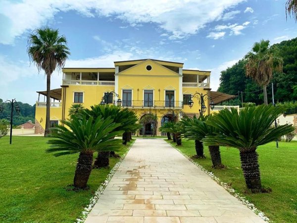 casa indipendente in vendita a Francavilla al Mare in zona Pretaro