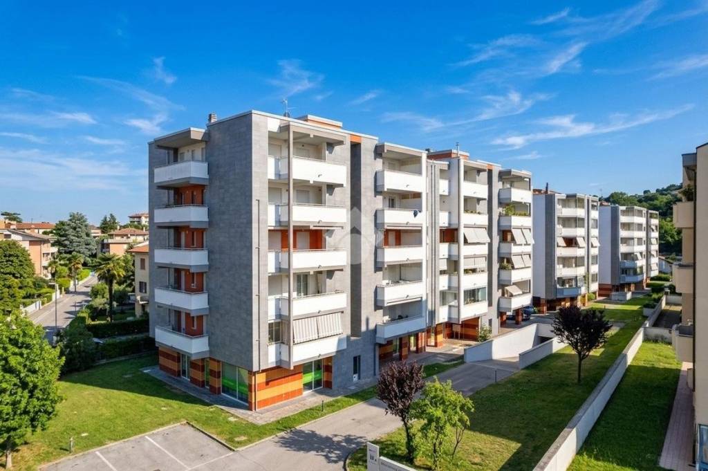 appartamento in vendita a Francavilla al Mare in zona Villanesi