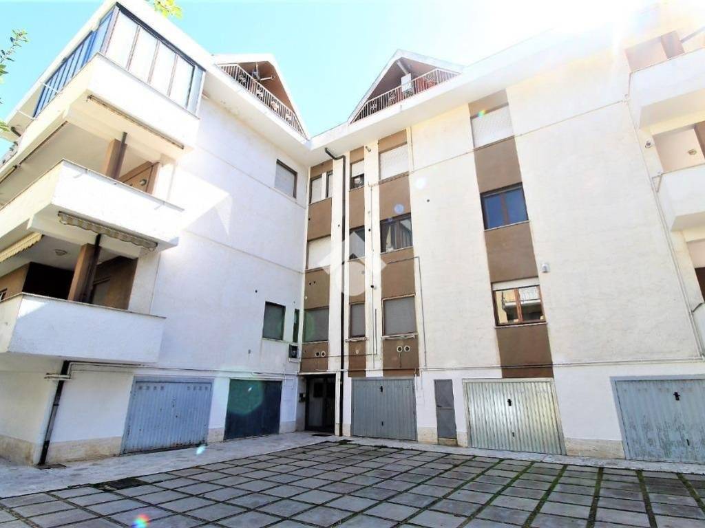 appartamento in vendita a Francavilla al Mare in zona Pretaro