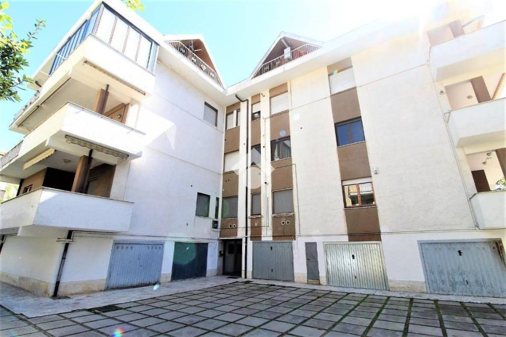 appartamento in vendita a Francavilla al Mare in zona Pretaro