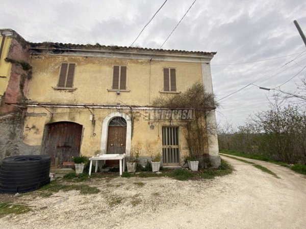 casa indipendente in vendita a Francavilla al Mare in zona San Giovanni