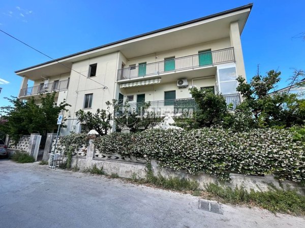 appartamento in vendita a Francavilla al Mare in zona Piane