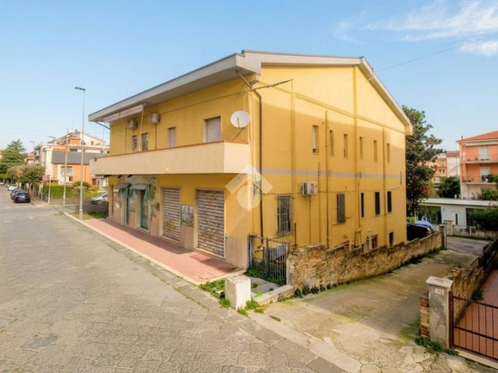appartamento in vendita a Francavilla al Mare in zona Piane