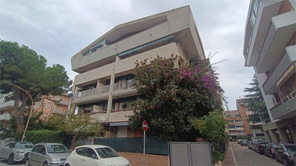 appartamento in vendita a Francavilla al Mare in zona Pretaro
