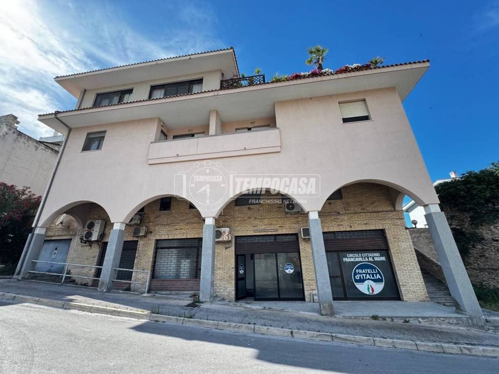 negozio in vendita a Francavilla al Mare