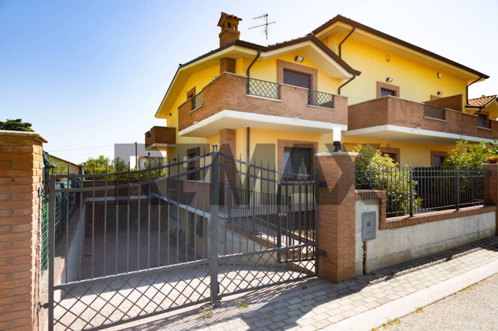 casa indipendente in vendita a Francavilla al Mare