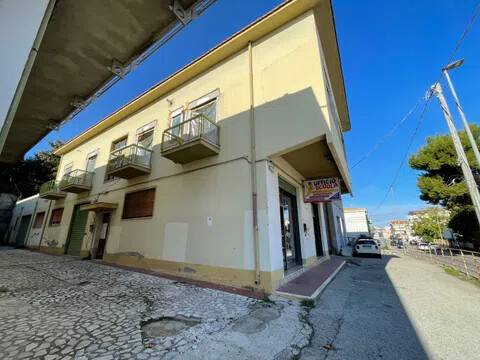 casa indipendente in vendita a Francavilla al Mare