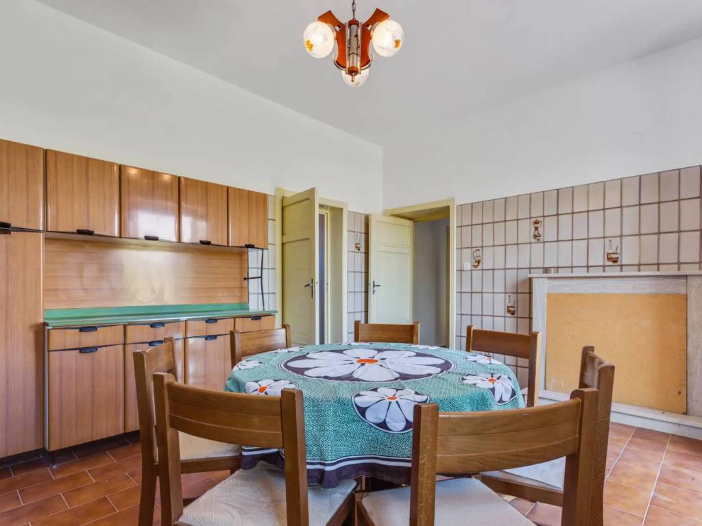 casa indipendente in vendita a Fresagrandinaria