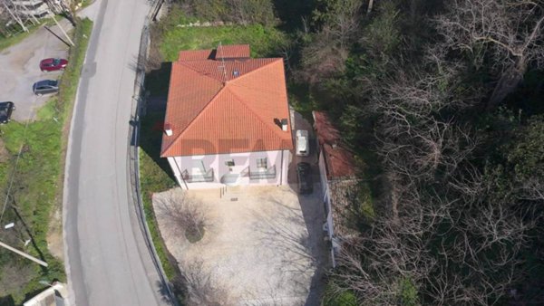 casa indipendente in vendita a Frisa