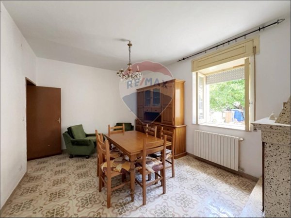casa indipendente in vendita a Frisa in zona Guastameroli
