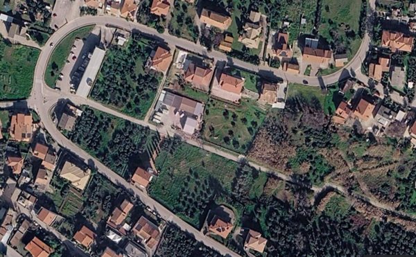 terreno edificabile in vendita a Frisa in zona Colle della Fonte