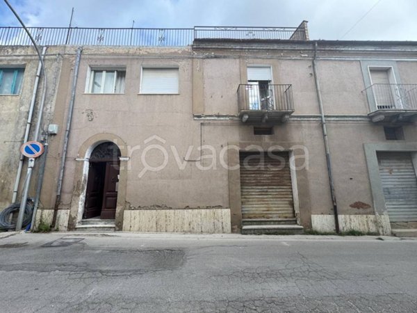 casa indipendente in vendita a Frisa in zona Colle della Fonte