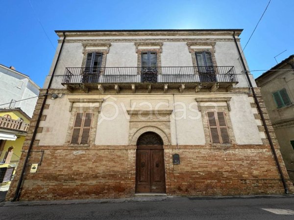 casa indipendente in vendita a Frisa in zona Colle della Fonte