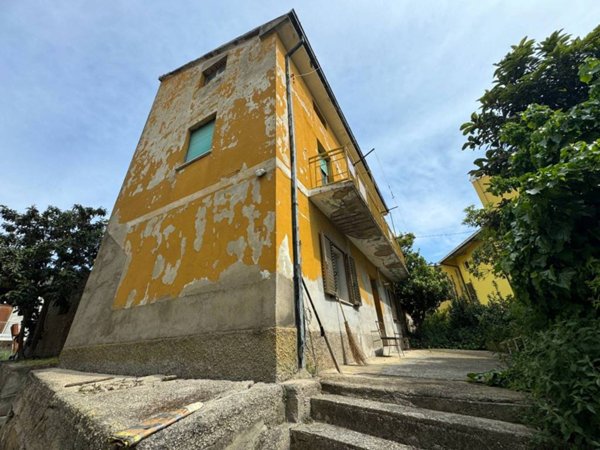 casa indipendente in vendita a Frisa in zona Colle della Fonte