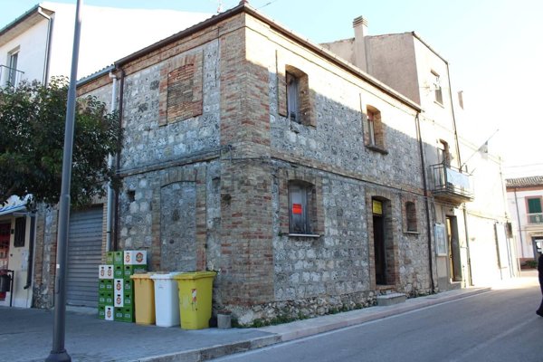 appartamento in vendita a Furci