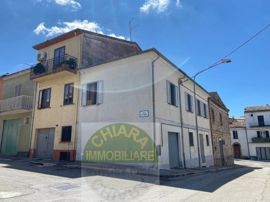 casa indipendente in vendita a Furci