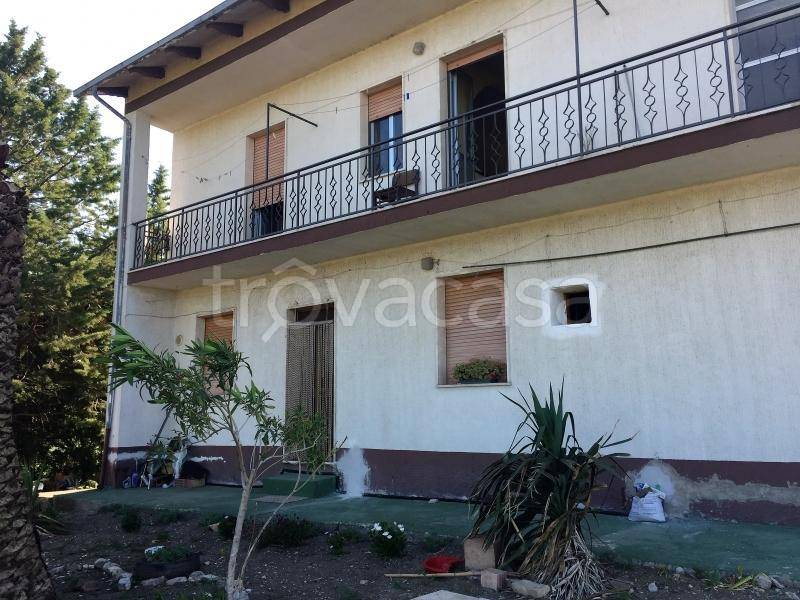 ufficio in vendita a Furci