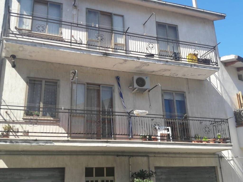 appartamento in vendita a Furci