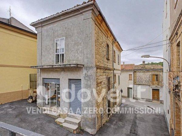casa indipendente in vendita a Furci