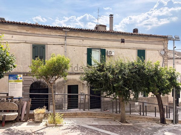 casa indipendente in vendita a Furci
