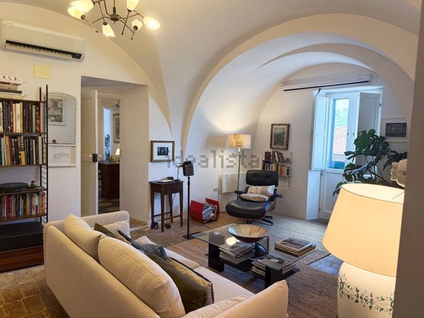 casa indipendente in vendita a Furci