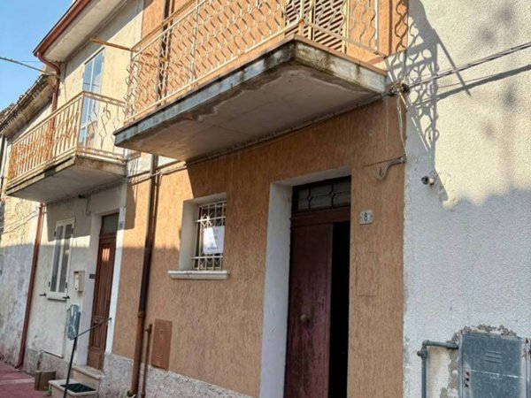 appartamento in vendita a Furci