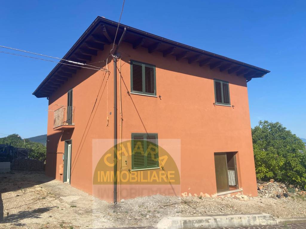 casa indipendente in vendita a Furci