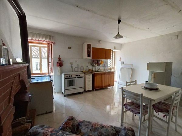casa indipendente in vendita a Gamberale
