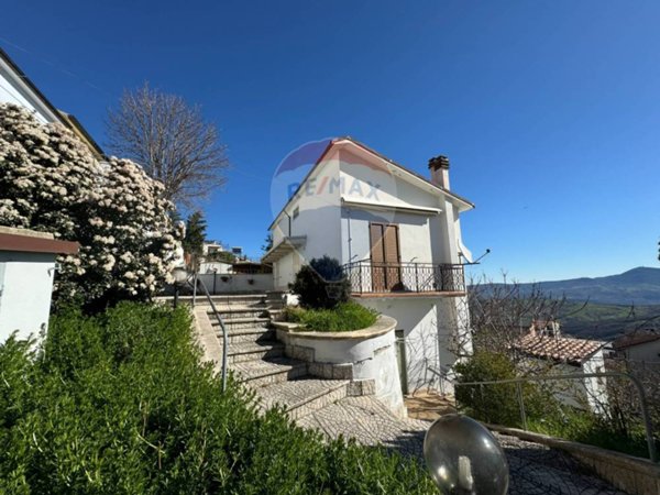 casa indipendente in vendita a Gessopalena