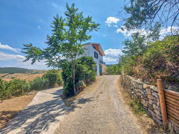 casa indipendente in vendita a Gessopalena